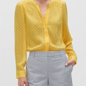 Banana Republic Factory Women's Drapey Classic Yellow Blouse Size XL